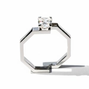 ANILLO DE COMPROMISO OKTO ORO